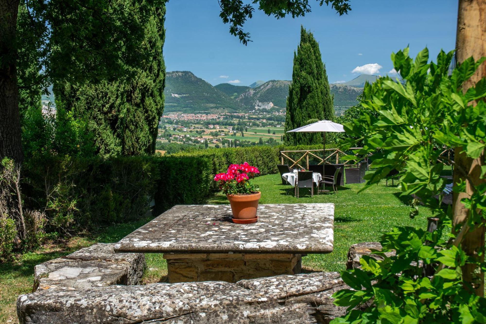 Antica Residenza Montereano Villa Gubbio Eksteriør billede